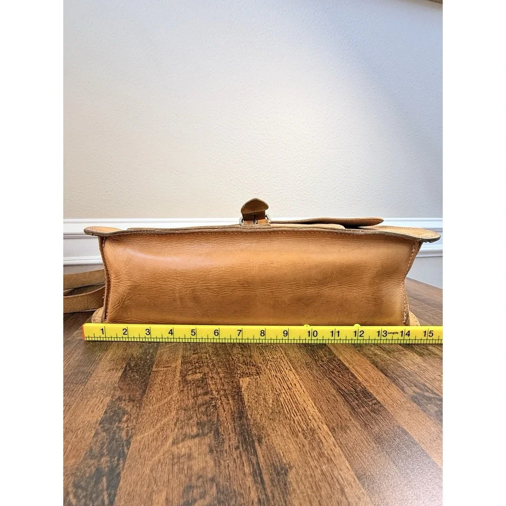 VINTAGE BREE DISTRESSED LEATHER BRIEFCASE/MESSENGER BAG/BACKPACK